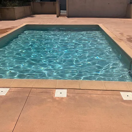 Apartmán Location T2 Cosy Dans Securisee Avec La Climatisation, Acces Piscine, Place De Parking Prive *