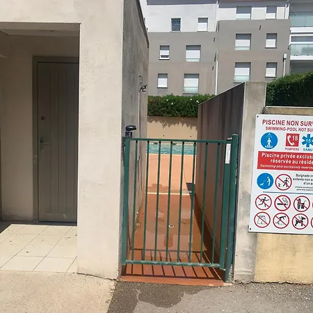 Location T2 Cosy Dans Securisee Avec La Climatisation, Acces Piscine, Place De Parking Prive *
