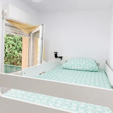 شقة Location T2 Cosy Dans Securisee Avec La Climatisation, Acces Piscine, Place De Parking Prive *